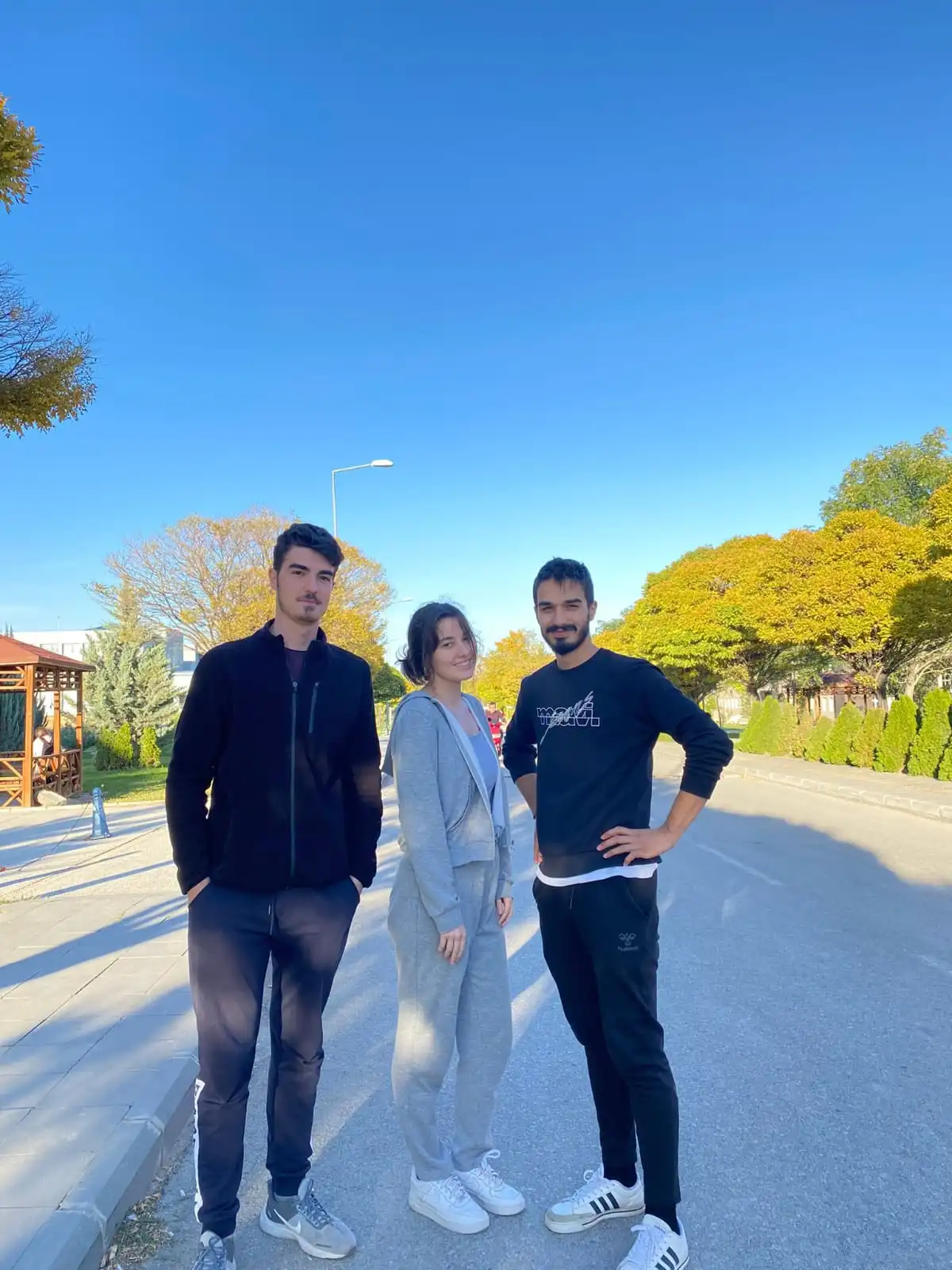 İlk Tanışma